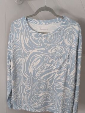 Koolaburra Light Blue and White Swirl Long Sleeve Tee